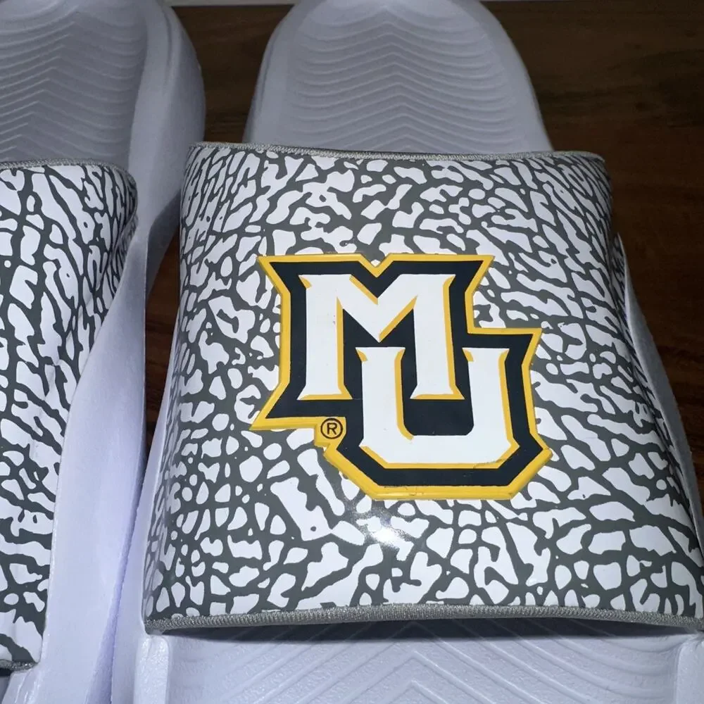 Jordan Men’s Hydro Slides Marquette University Size 14 Rare